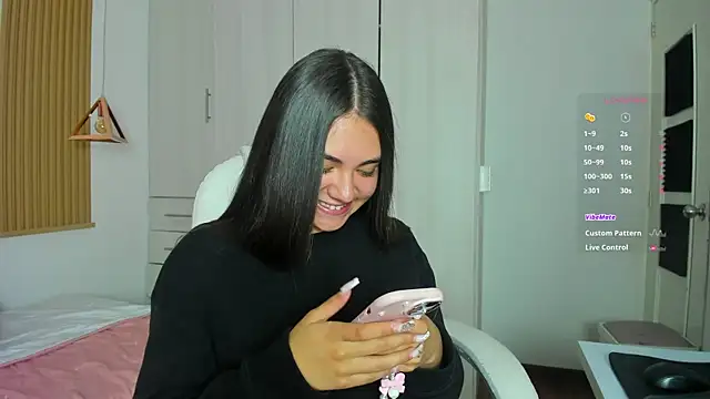 Snapshot of mia_nevaeh chatting on October 12, 2025, 8:08 pm mia nevaeh online show from October 12, 2025, 8:08 pm