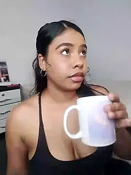 Fanny Klean online show from February 13, 2025, 6:20 am