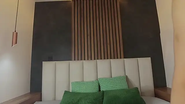 Snapshot of AmyPalmmer chatting on October 20, 2025, 11:43 am AmyPalmmer online show from October 20, 2025, 11:43 am