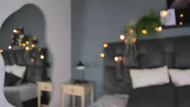 Snapshot of AmyPalmmer chatting on October 22, 2025, 11:32 am AmyPalmmer online show from October 22, 2025, 11:32 am