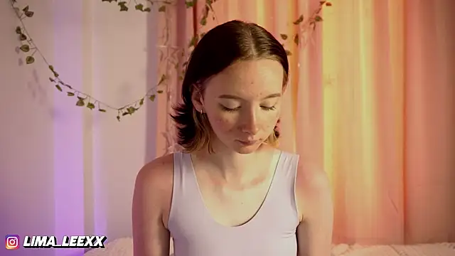 Snapshot of LimaLexxx chatting on September 28, 2025, 1:11 am LimaLexxx online show from September 28, 2025, 1:11 am