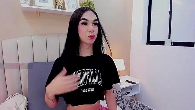 Mia thompson 19 online show from June 3, 2026, 7:19 pm
