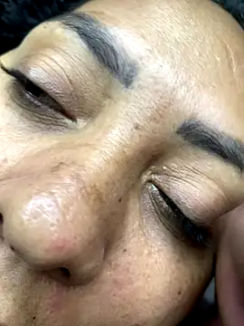 Snapshot of mayemarc chatting on October 8, 2025, 7:33 pm mayemarc online show from October 8, 2025, 7:33 pm