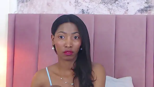 Snapshot of SabrinaDevill chatting on October 21, 2025, 1:12 pm SabrinaDevill online show from October 21, 2025, 1:12 pm