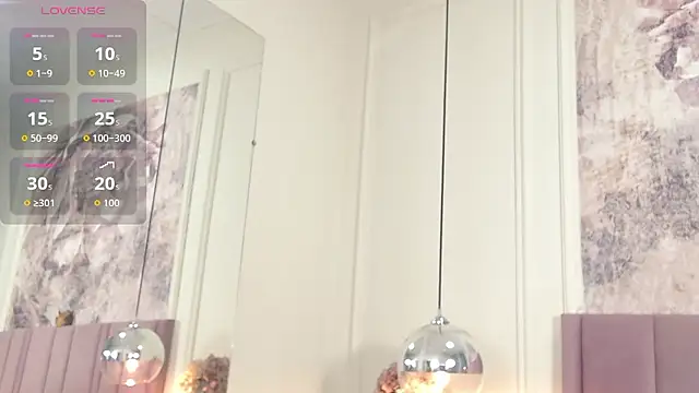 SabrinaDevill online show from January 8, 2026, 1:13 pm