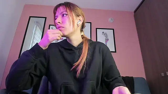 SensualJane2 online show from December 18, 2024, 10:24 pm