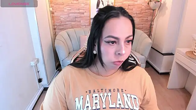 jimena 1b online show from December 28, 2024, 3:26 am
