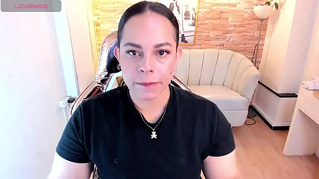 jimena 1b online show from February 19, 2025, 4:01 am