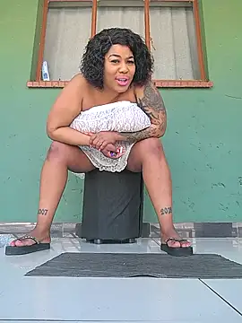 Snapshot of ExclusiveLeexx chatting on September 19, 2025, 10:49 am ExclusiveLeexx online show from September 19, 2025, 10:49 am