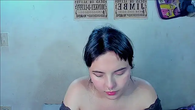 Snapshot of elizabethtaylorxxx chatting on November 1, 2025, 1:18 am elizabethtaylorxxx online show from November 1, 2025, 1:18 am