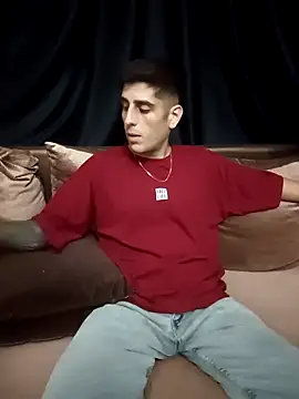 Snapshot of arenn1997 chatting on September 28, 2025, 10:15 pm arenn1997 online show from September 28, 2025, 10:15 pm