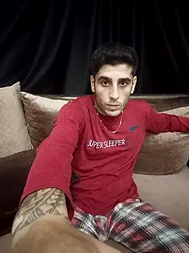 Snapshot of arenn1997 chatting on October 2, 2025, 10:17 pm arenn1997 online show from October 2, 2025, 10:17 pm