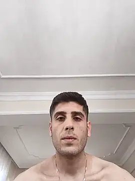 Snapshot of arenn1997 chatting on October 18, 2025, 12:17 pm arenn1997 online show from October 18, 2025, 12:17 pm