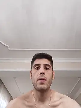 Snapshot of arenn1997 chatting on October 19, 2025, 12:28 pm arenn1997 online show from October 19, 2025, 12:28 pm