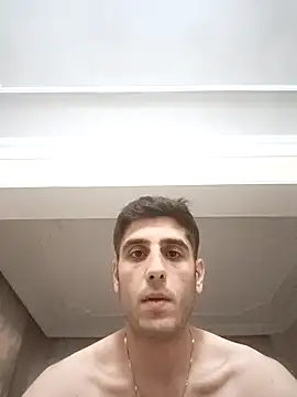 Snapshot of arenn1997 chatting on October 23, 2025, 10:08 pm arenn1997 online show from October 23, 2025, 10:08 pm