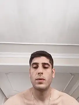 Snapshot of arenn1997 chatting on October 26, 2025, 12:11 pm arenn1997 online show from October 26, 2025, 12:11 pm