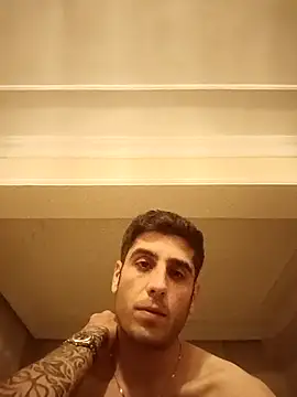 Snapshot of arenn1997 chatting on October 30, 2025, 12:34 am arenn1997 online show from October 30, 2025, 12:34 am