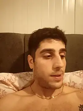 arenn1997 online show from February 11, 2026, 12:26 am