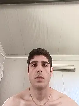 arenn1997 online show from May 5, 2026, 12:24 pm