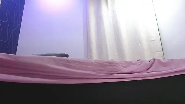 Snapshot of Cataleyalove_ADY chatting on February 11, 2025, 6:40 am Cataleyalove ADY online show from February 11, 2025, 6:40 am