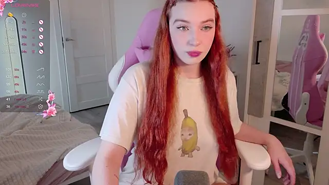 Snapshot of cinnabon_girls chatting on October 7, 2025, 2:42 am cinnabon girls online show from October 7, 2025, 2:42 am