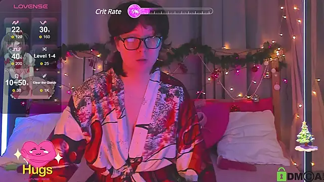 Snapshot of dreamgirllovee chatting on January 13, 2025, 1:45 am dreamgirllovee online show from January 13, 2025, 1:45 am