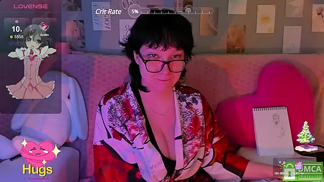 Snapshot of dreamgirllovee chatting on February 16, 2025, 6:43 am dreamgirllovee online show from February 16, 2025, 6:43 am