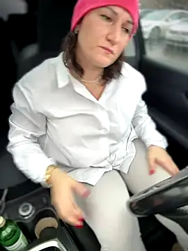 ZhenjaPoledance online show from November 17, 2025, 8:31 am