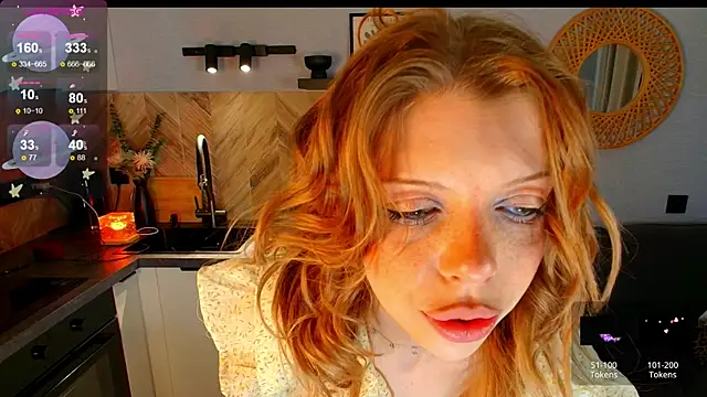 Snapshot of Hannah_Carr chatting on April 23, 2026, 10:23 pm Hannah Carr online show from April 23, 2026, 10:23 pm
