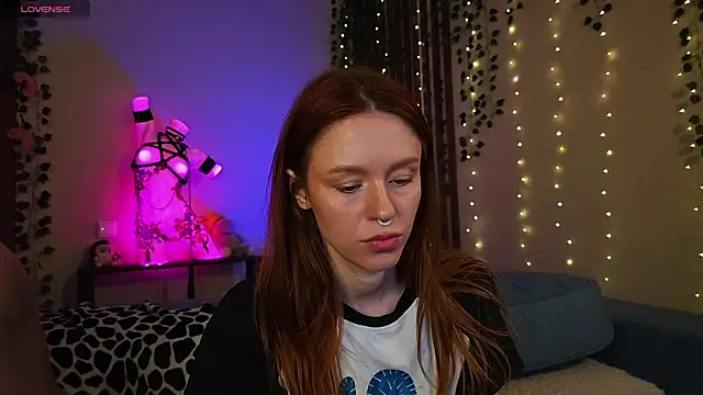  SweetFox  online show from November 16, 2025, 1:00 am