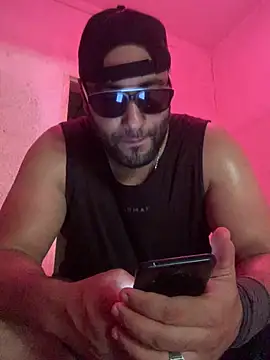 eljefedamino1994 online show from July 13, 2026, 3:59 pm
