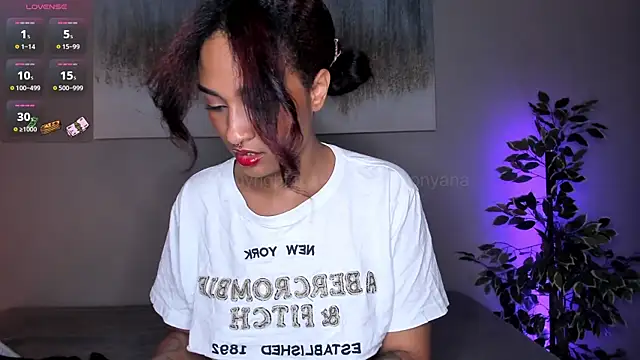 Snapshot of lau-333 chatting on March 12, 2025, 7:38 pm lau-333 online show from March 12, 2025, 7:38 pm