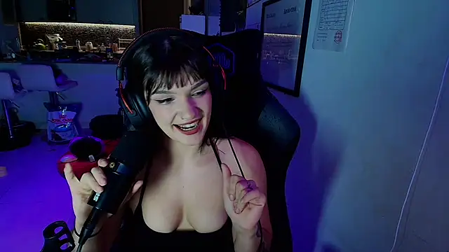 mikitababe online show from February 12, 2026, 12:27 am