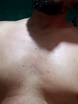 Snapshot of Cris29_84 chatting on October 26, 2025, 4:07 am Cris29 84 online show from October 26, 2025, 4:07 am