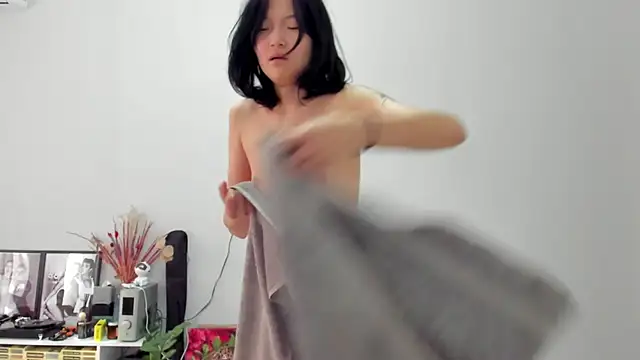 Snapshot of ailey_chao chatting on June 25, 2026, 2:44 am ailey chao online show from June 25, 2026, 2:44 am