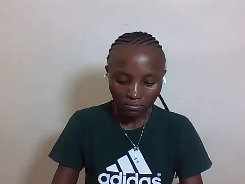 Snapshot of SexyNeedle22 chatting on September 22, 2025, 11:01 am SexyNeedle22 online show from September 22, 2025, 11:01 am