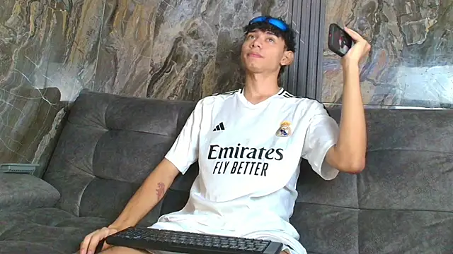 Daviid laidd online show from March 1, 2025, 6:32 pm