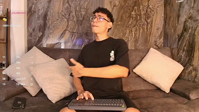 Daviid laidd online show from September 22, 2025, 8:44 pm