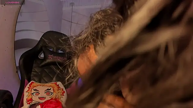 Snapshot of IamNayuta chatting on March 13, 2025, 8:11 pm IamNayuta online show from March 13, 2025, 8:11 pm