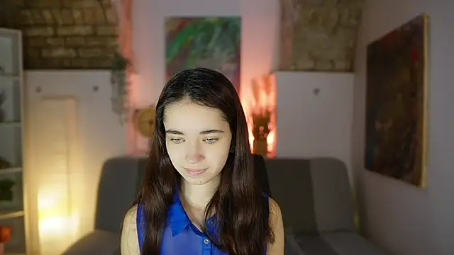 Snapshot of Gia_Paige18 chatting on March 17, 2025, 8:18 am Gia Paige18 online show from March 17, 2025, 8:18 am