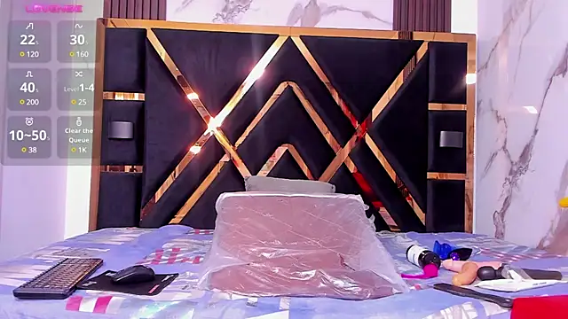 sweetebonny1 online show from December 6, 2024, 1:00 pm