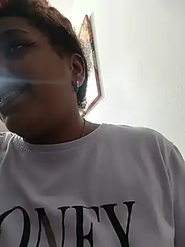 ELLA KELLY online show from June 16, 2026, 11:57 am