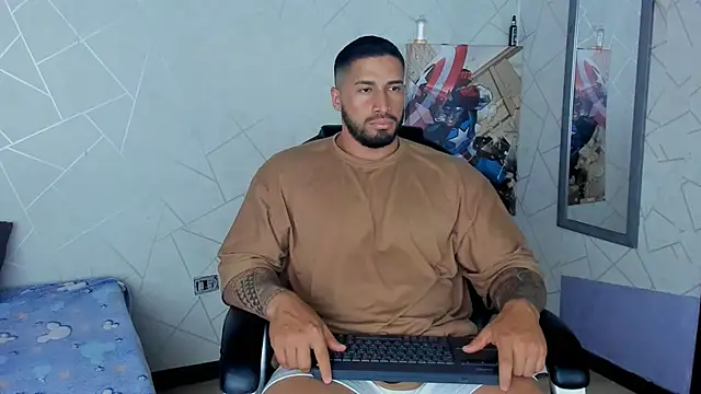 Cristian Walker online show from February 11, 2025, 3:08 pm