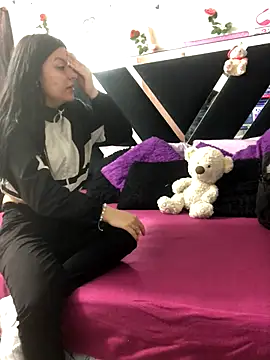 Snapshot of 1lovelygirls chatting on September 23, 2025, 12:08 pm 1lovelygirls online show from September 23, 2025, 12:08 pm