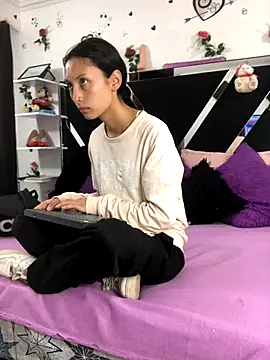 Snapshot of 1lovelygirls chatting on October 9, 2025, 12:03 pm 1lovelygirls online show from October 9, 2025, 12:03 pm