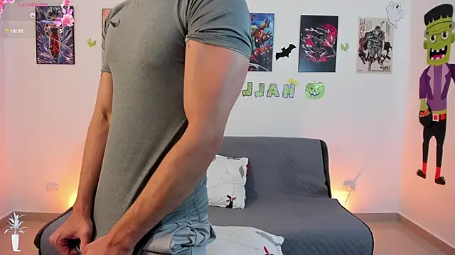 Snapshot of jonathanjoestar_ chatting on October 25, 2025, 9:42 pm jonathanjoestar  online show from October 25, 2025, 9:42 pm