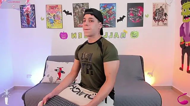 Snapshot of jonathanjoestar_ chatting on October 31, 2025, 9:49 pm jonathanjoestar  online show from October 31, 2025, 9:49 pm