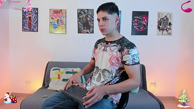 jonathanjoestar  online show from December 2, 2025, 9:54 pm