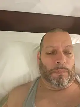 Snapshot of Just2much chatting on February 19, 2026, 2:51 am Just2much online show from February 19, 2026, 2:51 am