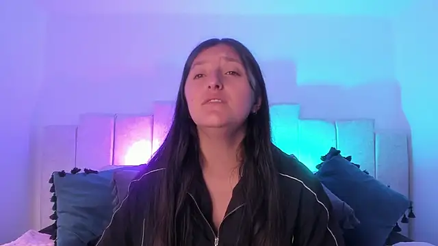 Kathia Morelli online show from December 28, 2024, 11:41 am